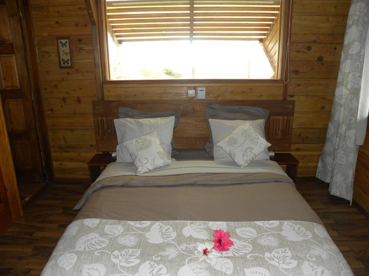 Le Chalet - Destination St-Leu Saint-Leu Ruang foto